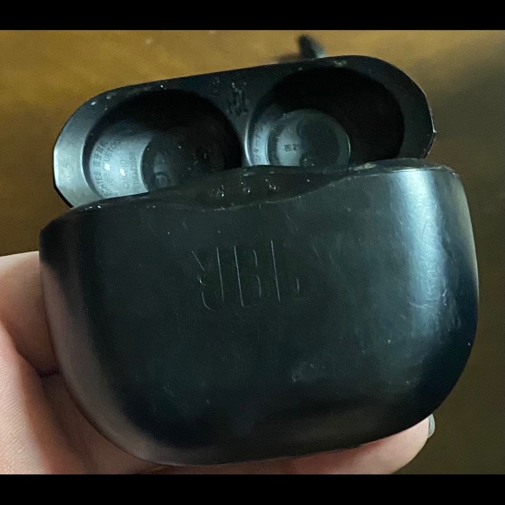 JBL Airpods